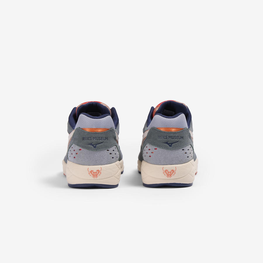 Mizuno Contender Rijksmuseum Quarry/Silver Gray/Stormy Weat